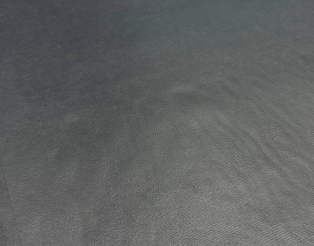 Kunstleer mat zwart ruw